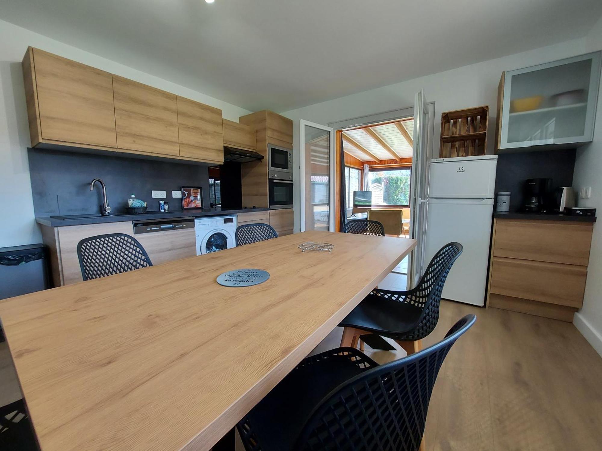 Apartment Entre Et Montagne, Cote Calme, Spacieux 3 Pieces Avec Grand Jardin