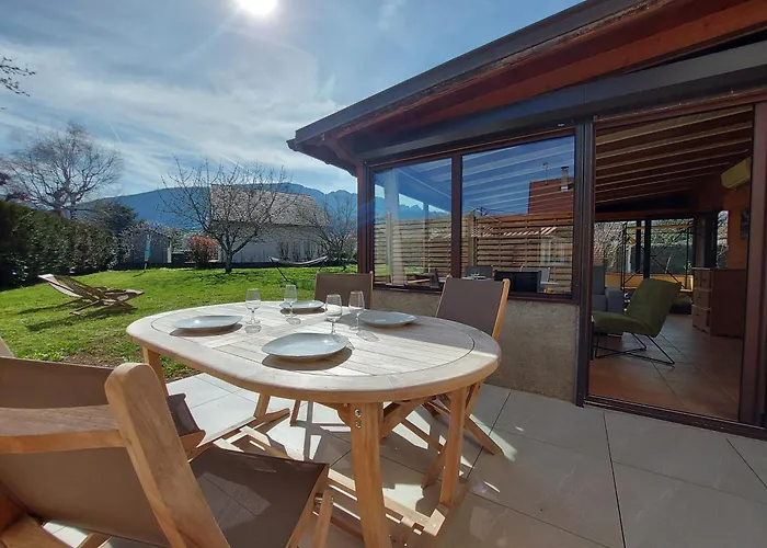 Entre Lac Et Montagne, Cote Calme, Spacieux 3 Pieces Avec Grand Jardin